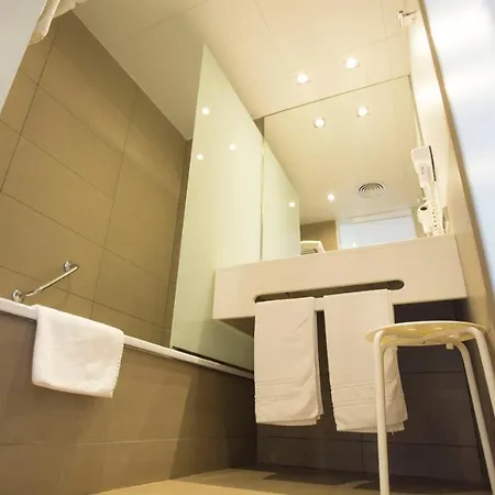 Medes Ii Hotel