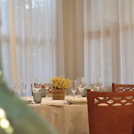 Medes Ii Hotel