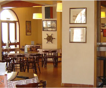 Hotel Medes Ii